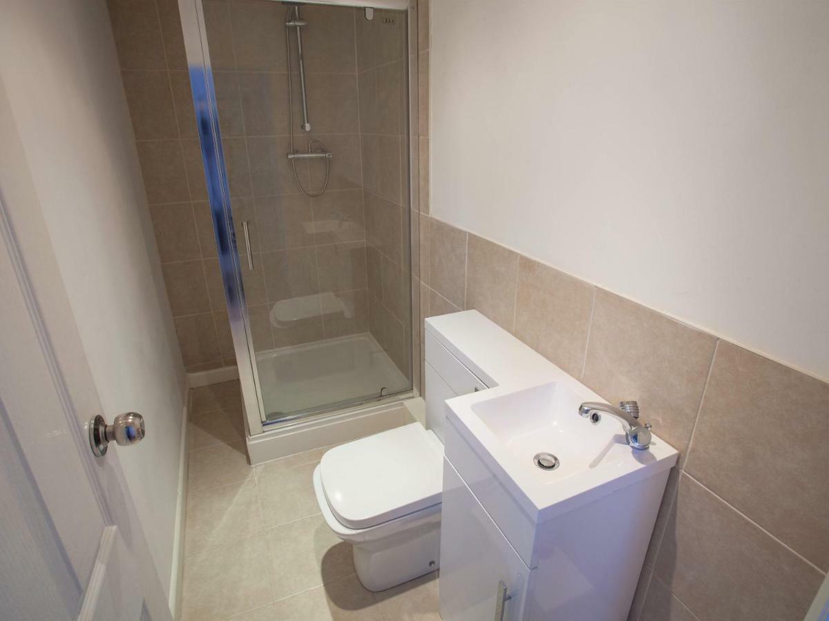 Crew Rooms Anfield ลิเวอร์พูล ภายนอก รูปภาพ